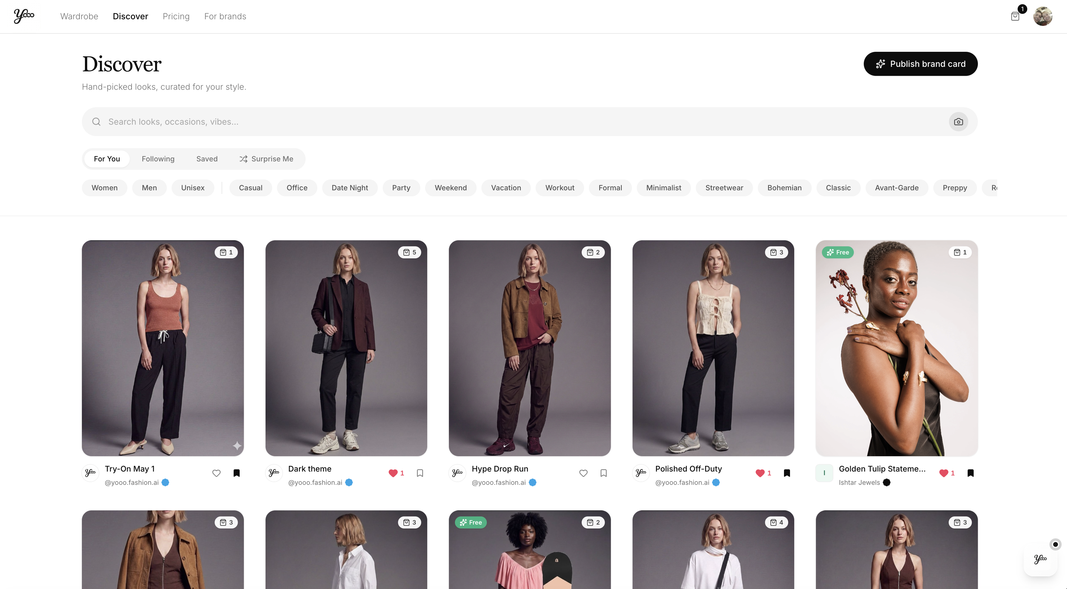 Yooo Discover feed showing creator outfit cards